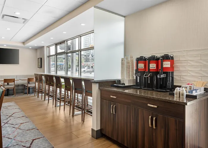 Best Western Plus Suites Downtown Calgary